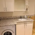 Apartament Sa Apartments! Family 2bd Flat 150m To The
